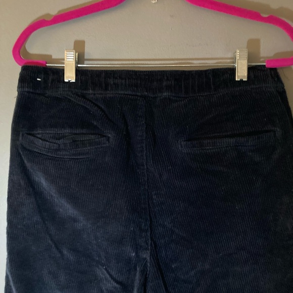 NWOT American Eagle Corduroy Joggers - Picture 8 of 8